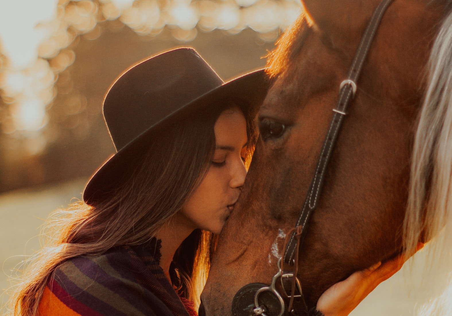 lovas ajándékok, lány szereti a lovat